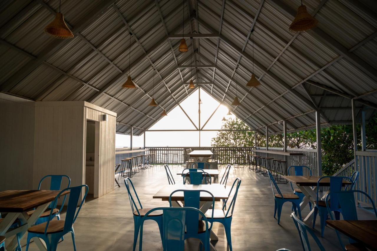 Praveg Beach Resort Daman Lighthouse Beach Εξωτερικό φωτογραφία