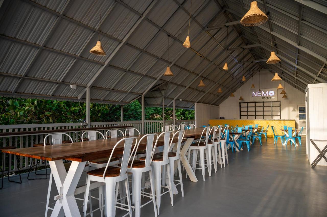 Praveg Beach Resort Daman Lighthouse Beach Εξωτερικό φωτογραφία
