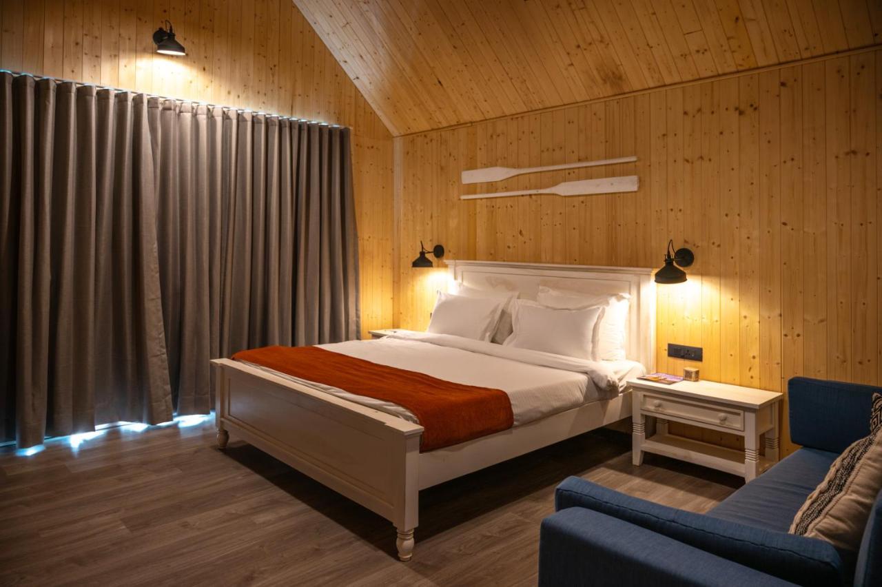 Praveg Beach Resort Daman Lighthouse Beach Εξωτερικό φωτογραφία